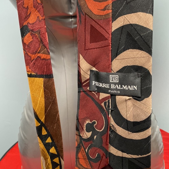 Pierre Balmain tie - Picture 3 of 4